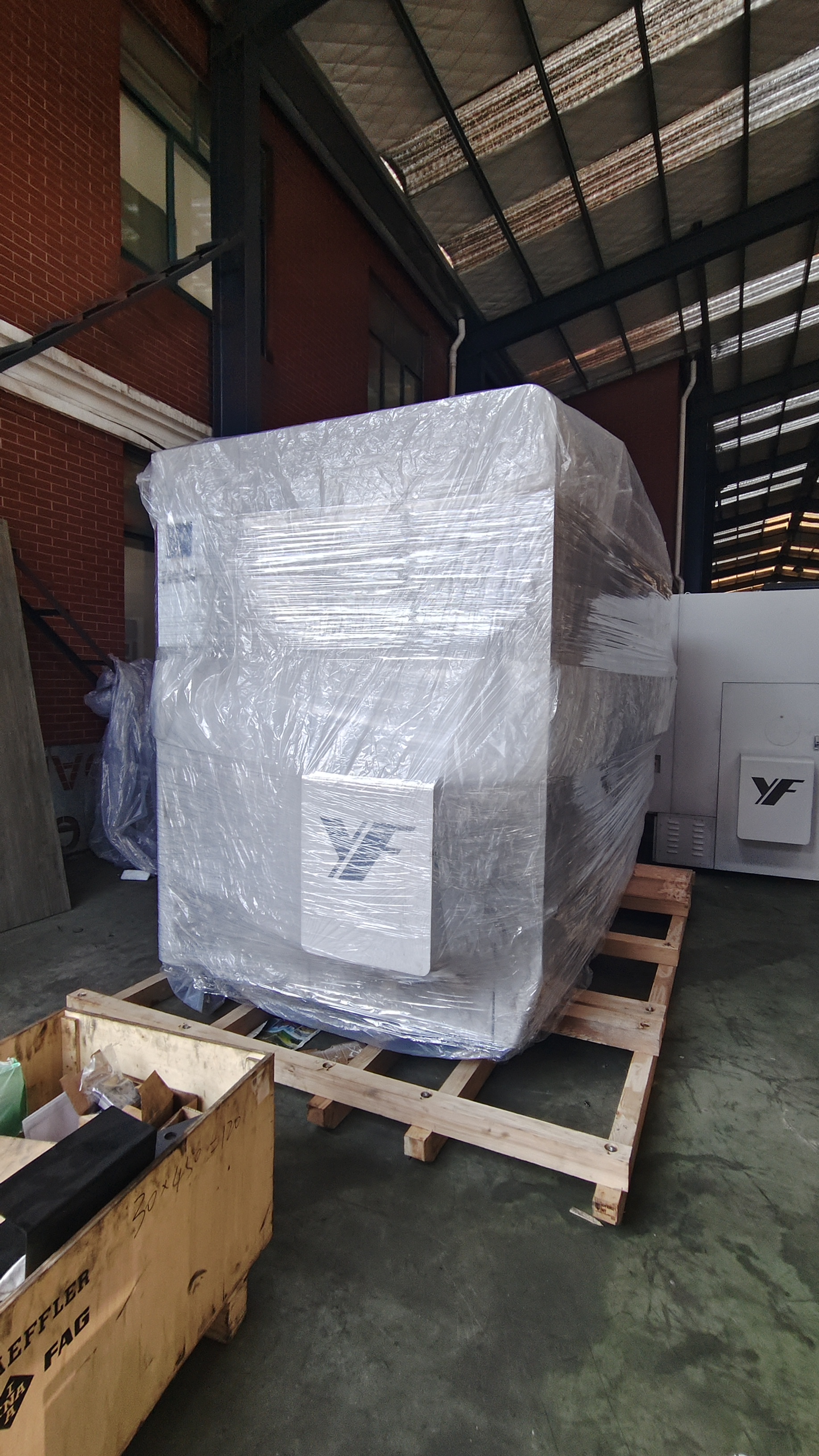 YONGFA machine protected and wrapped before export packing